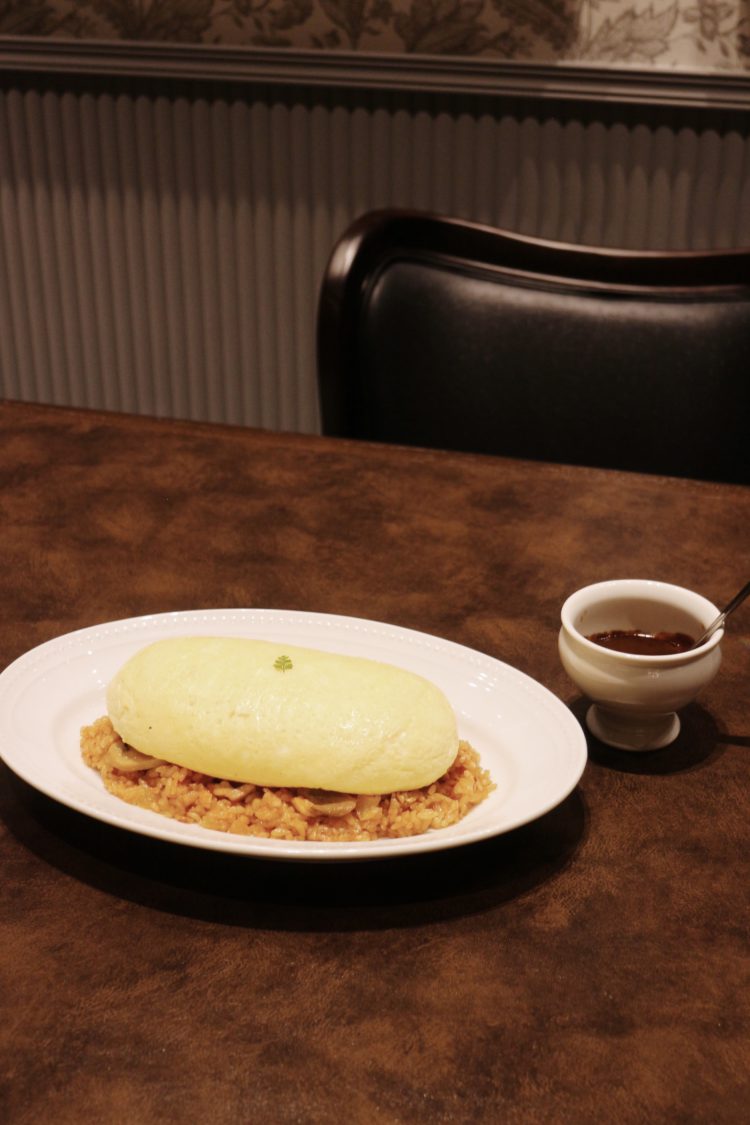 フランスの大衆文化とカフェメニューを楽しめる〈CAFÉ AUX BACCHANALES〉が新オープン