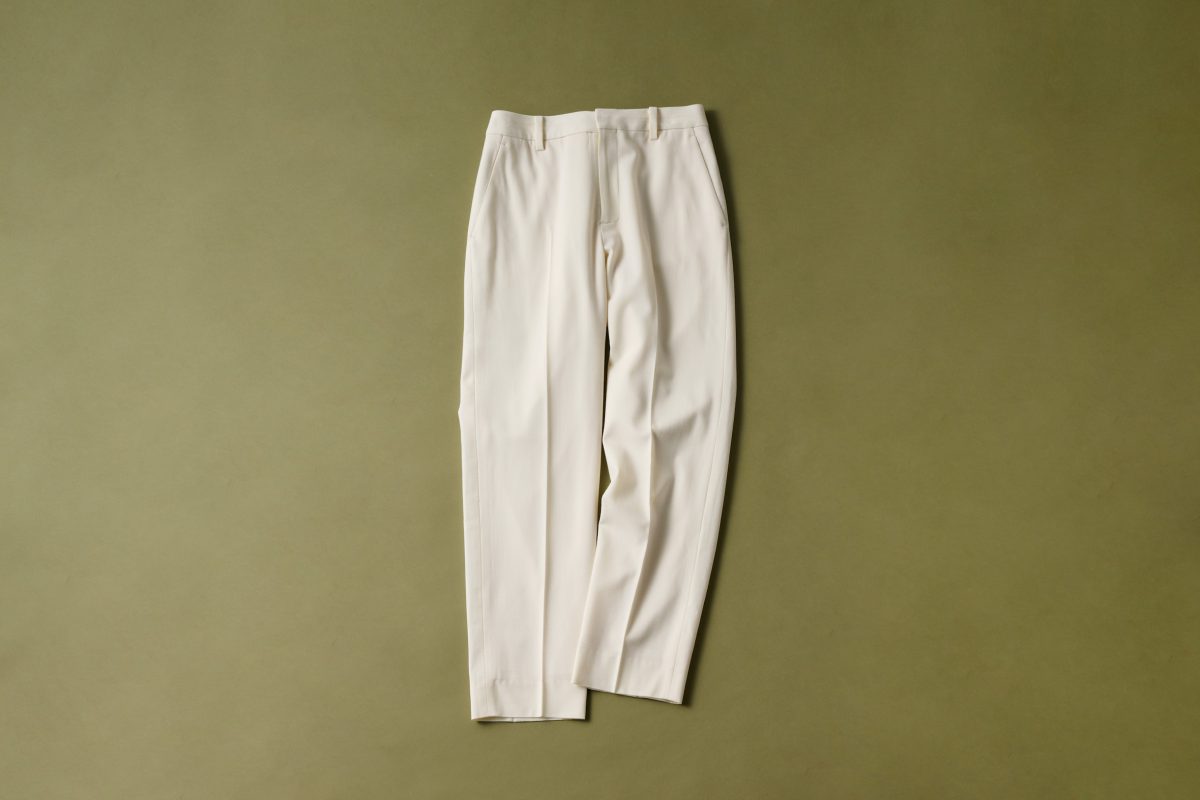 パンツ 23,100円（ユナイテッドアローズ／3F〈ユナイテッドアローズ ウィメンズストア〉で販売中） 美シルエットが叶うテーパードパンツ。ツイード素材で華やかさアップ。