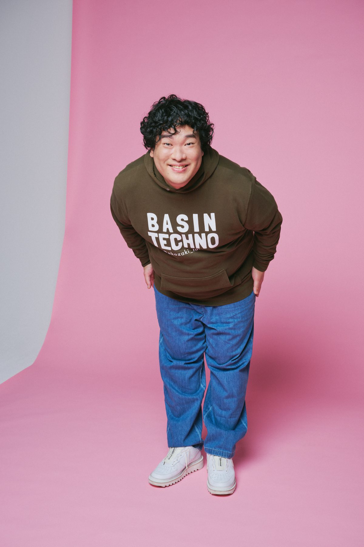 ジェントル飯 渋谷ヒカリエ出張版　岡崎体育×〈Bar Español LA BODEGA〉の魚介のパエリャ【後編】