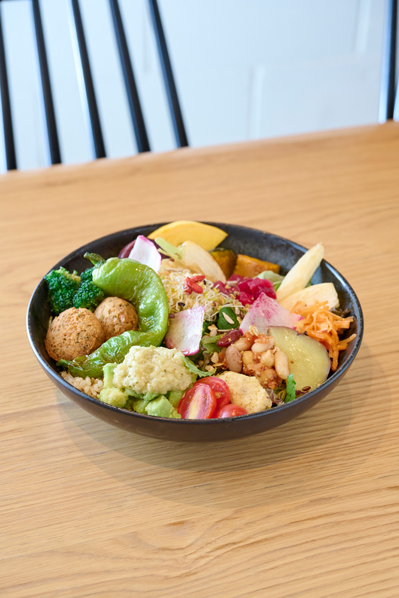 「食べてパワーチャージ！星座占い別開運グルメ　2025年1～2月編」　