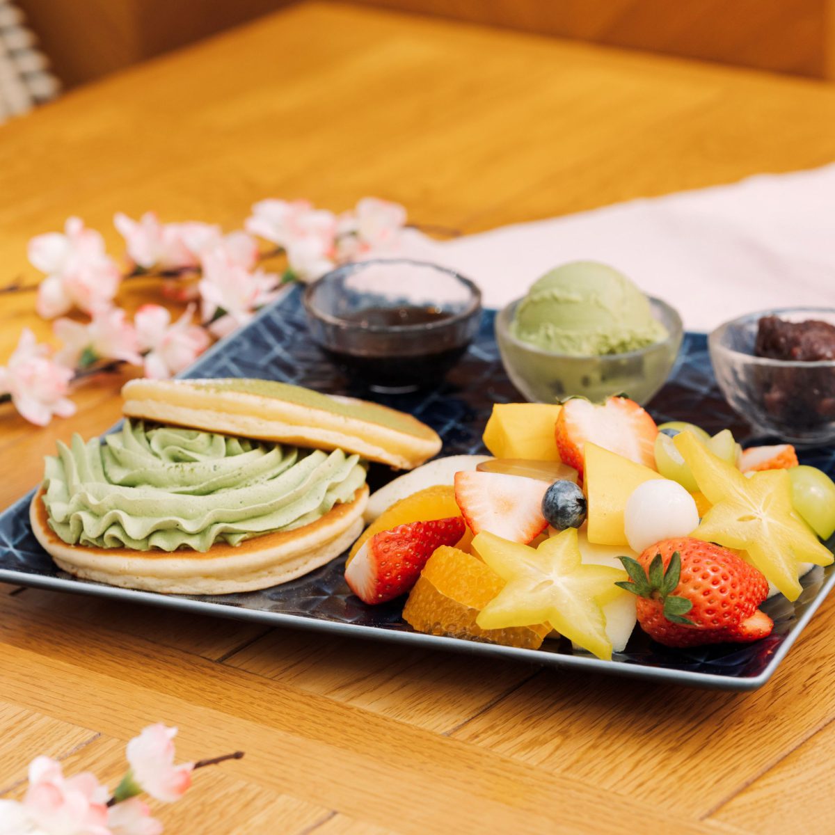 春を華やかに彩るピンク＆グリーングルメ特集