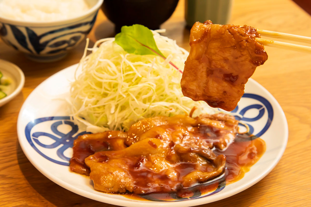 〈とんかつ まい泉〉の「黒豚 生姜焼き膳」