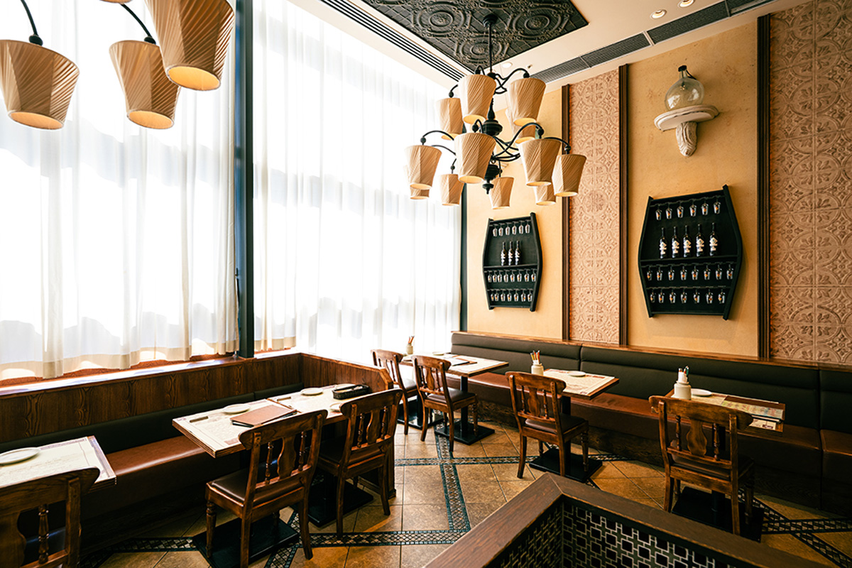 渋谷ヒカリエの〈Bar Español LA BODEGA〉の店内