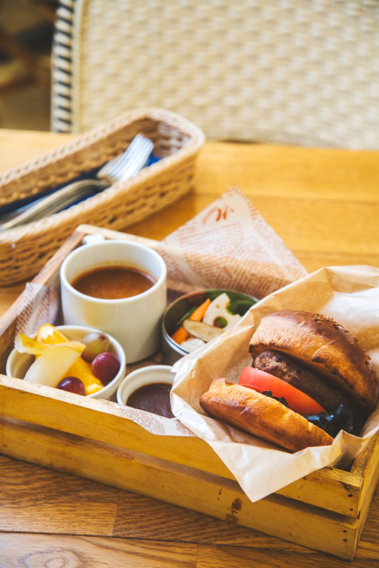 開運グルメ！食べたら幸せになれる星占い。2025年10月編