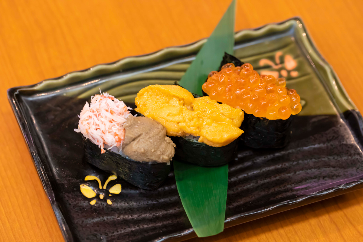 「北海軍鑑三昧」カニ＆蟹味噌・ウニ・いくらの3種盛り