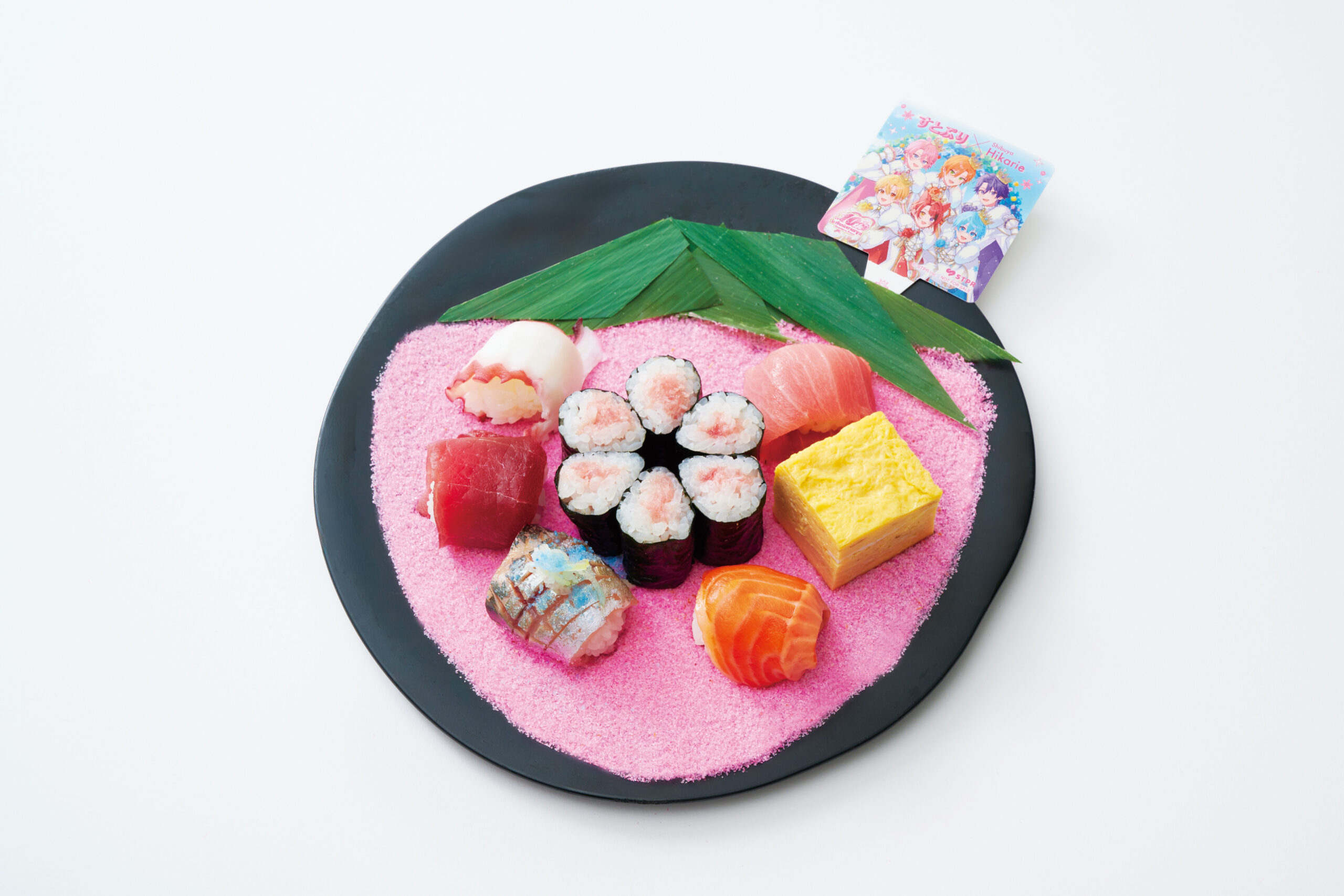 手まり寿司と細巻きで花火を表現した苺色寿司花火