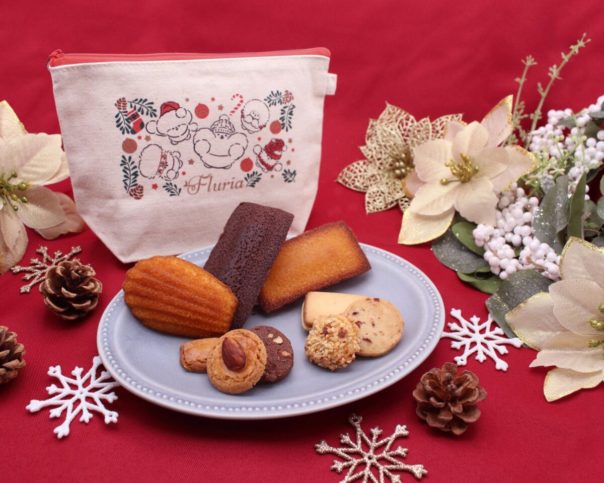 フルーリアの焼菓子詰合せとヒカリエルフ柄ポーチ