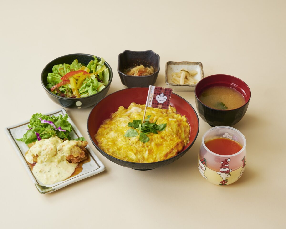 宮崎料理 万作のエルフたまご丼とごほうびプリン
