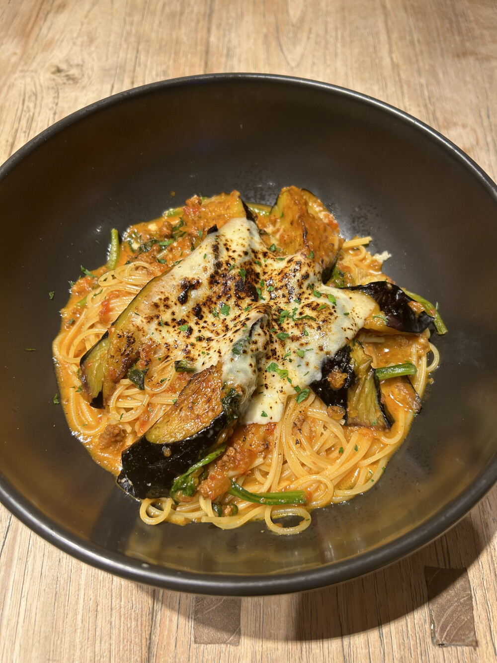焼きチーズとなすのクリームミートすぱ