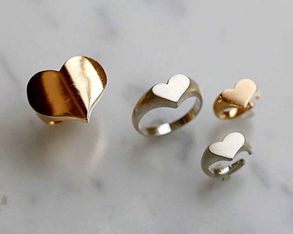 さりげなくエレガントな大人のアクセサリー〈vv〉POP UP SHOP