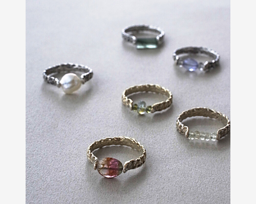 編み物や刺繡をかたどったジュエリー〈toko aoki〉POP UP SHOP