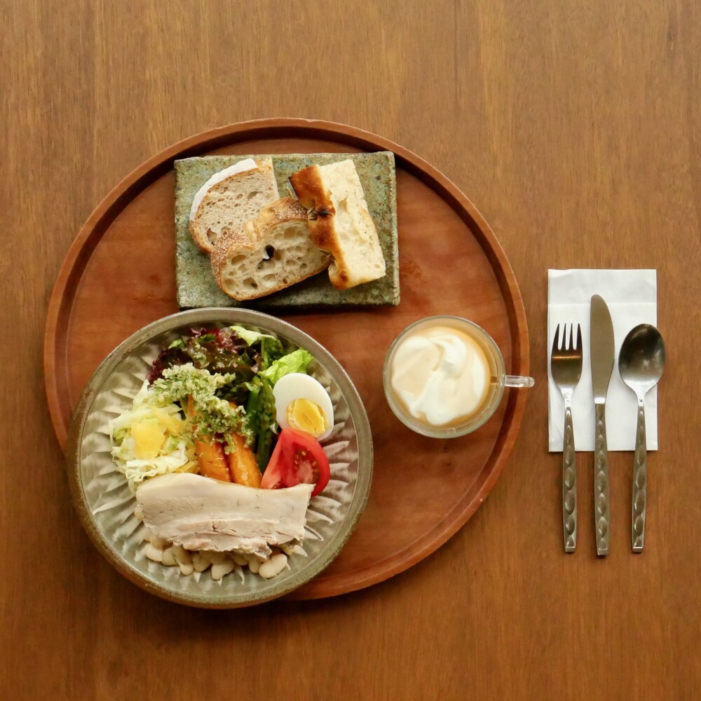 d47食堂モーニング「宗像堂のパン」